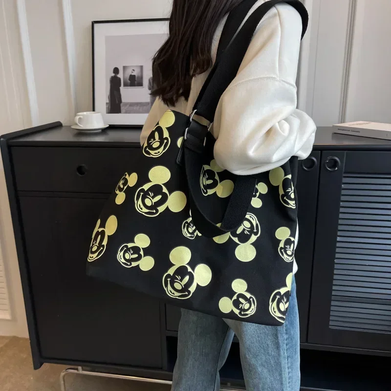 

Disney Mickey Mouse Large Capacity Canvas Shoulder Bag Women's Underarm storage Bag Cute Cartoon Minnie Student Handbag Tote