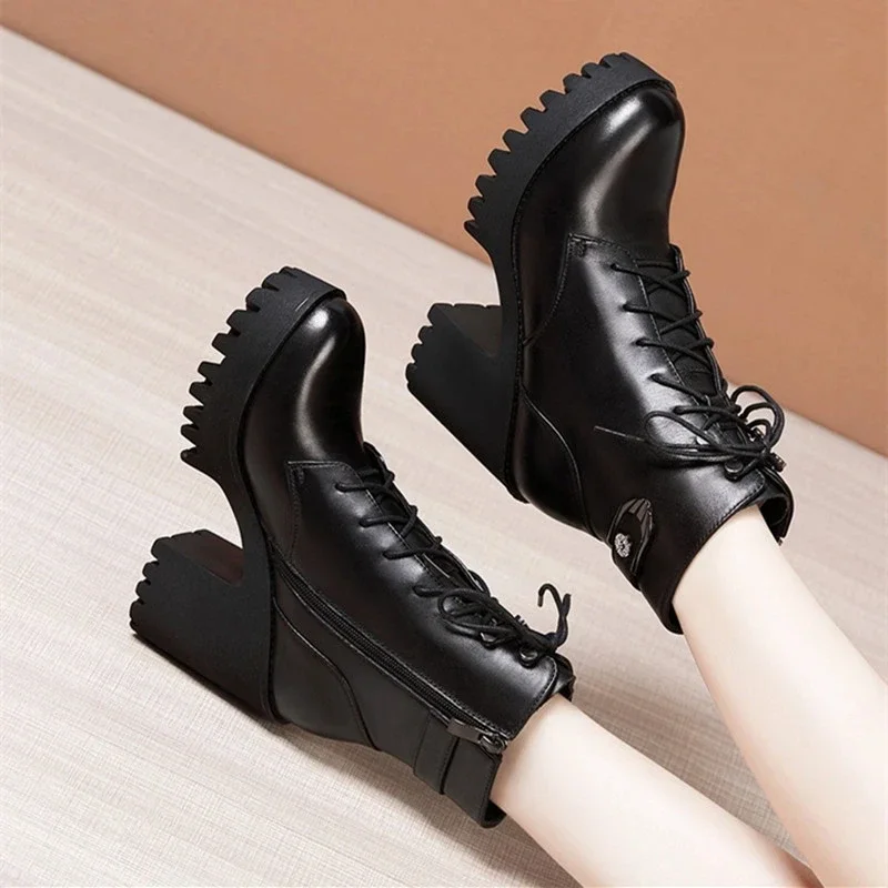 New Autumn/winter Fashion Thick Soled Knight Boots Round Head Sneakers Soft Cowhide Thick Heel Boots Big Size Women\'s Boots