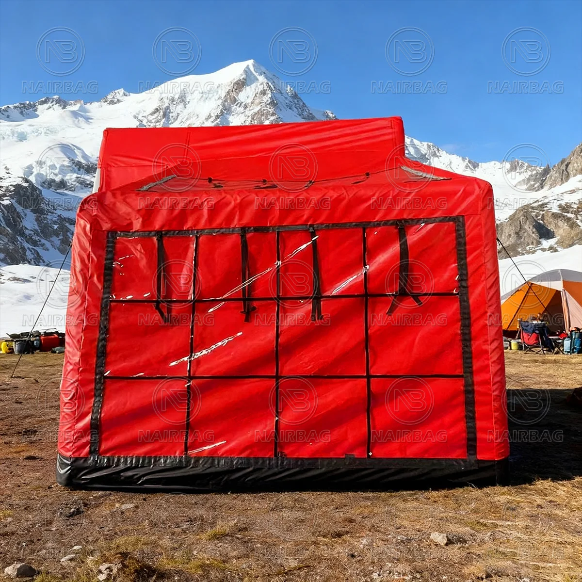 خيمة التخييم القابلة للنفخ عالية الجودة PVC 4 الموسم في الهواء الطلق مقاوم للماء المحمولة نفخ الخيام Glamping مع مضخة هواء