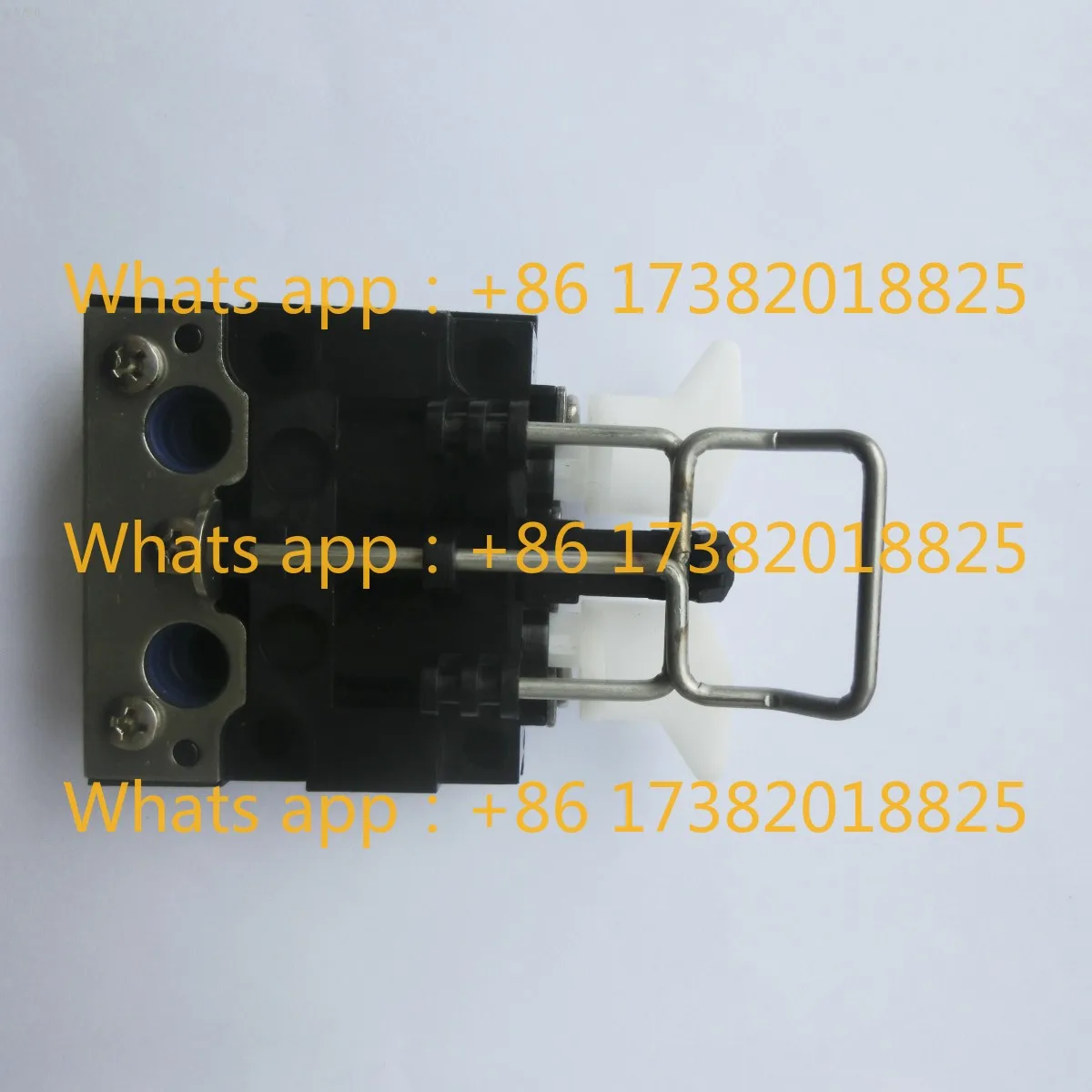 Coke machine backrest valve 424 valve seat valve  seat is now a regulator accessory