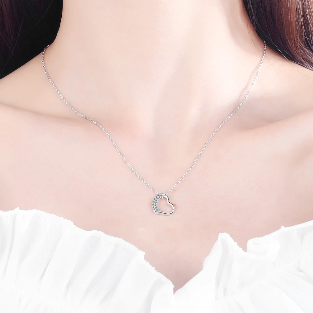 Moissanite Hollow Heart Pendant Necklace for Women S925 Sterling Silver Simulated Diamond Fine Jewelry Choker Birthday Gift