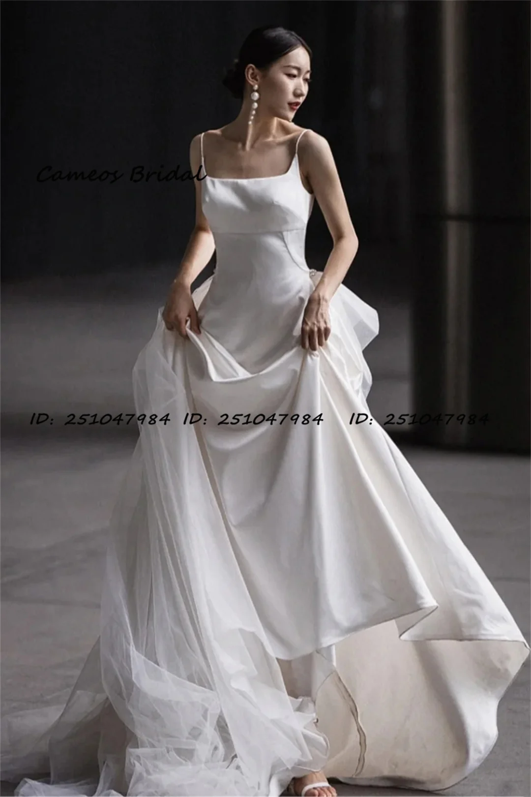 SONDR Elegant Spaghetti Straps Custom Made Mermaid Sleeveless Wedding Dresses Satin Ivory Brides Gowns Women Bridal Dresses