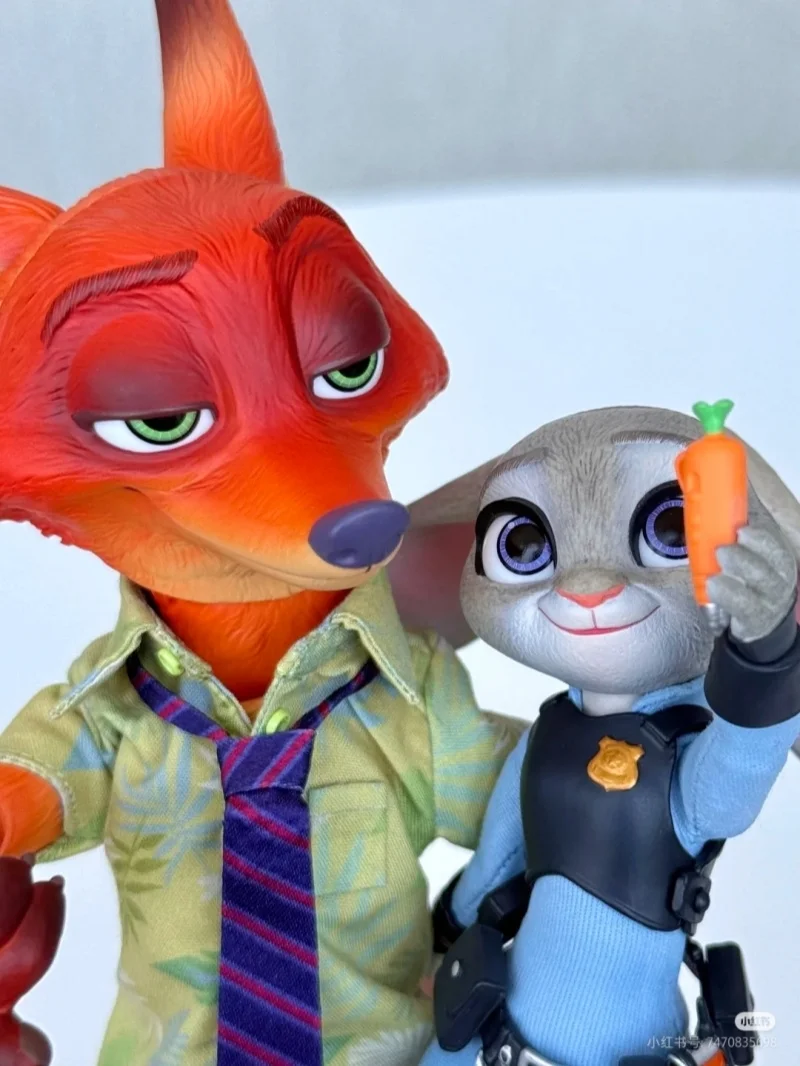 Genuine New Zootopia Nick Movable Cloth Figure Genuine Anime