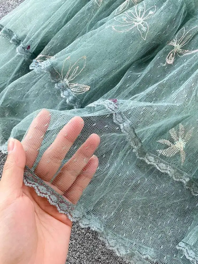 Moda estate volant maglia fiore ricamo abito donna stand manica lunga stampa cartone animato patchwork verde tulle abiti da festa