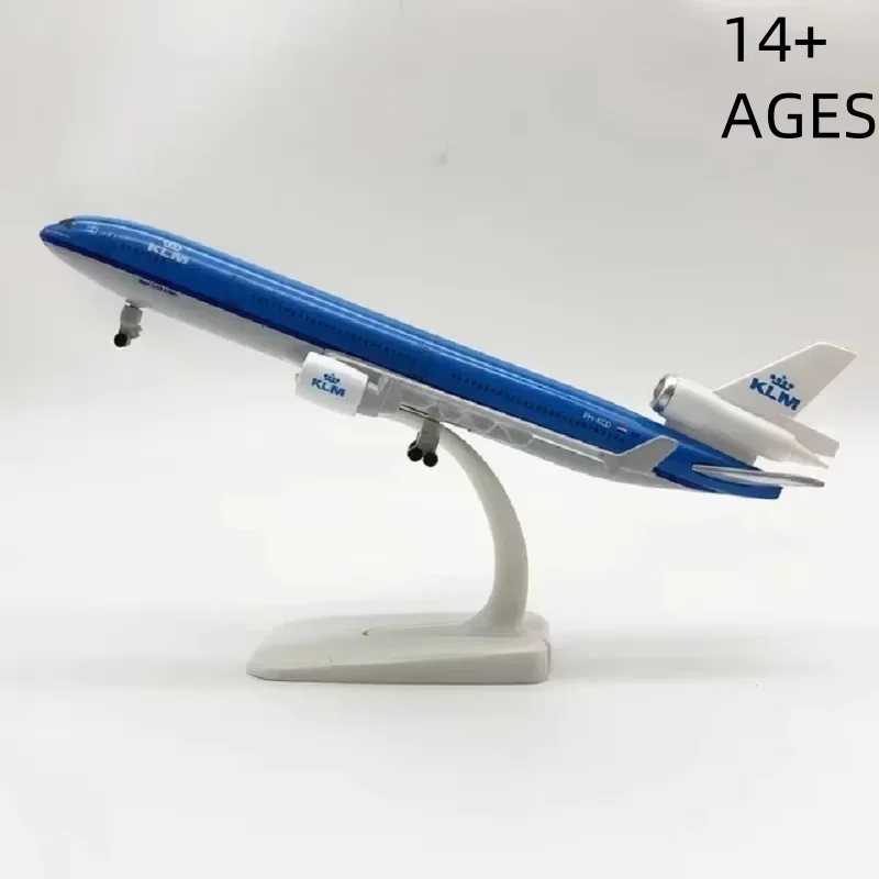 Holland MD-11 Alloy Plane Model MD-11 Airlines Casting Plane Model Plane Model Plane Wheel Landing Gear Toy