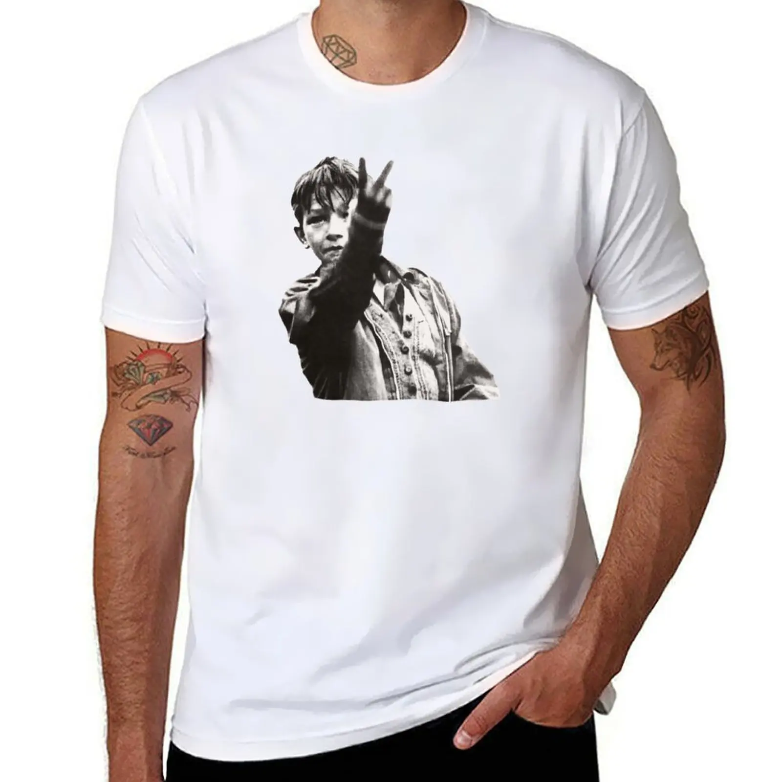 

Billy from Kes by Ken Loach T-Shirt t shirt personalised t shirts for man cotton soft T-Shirt