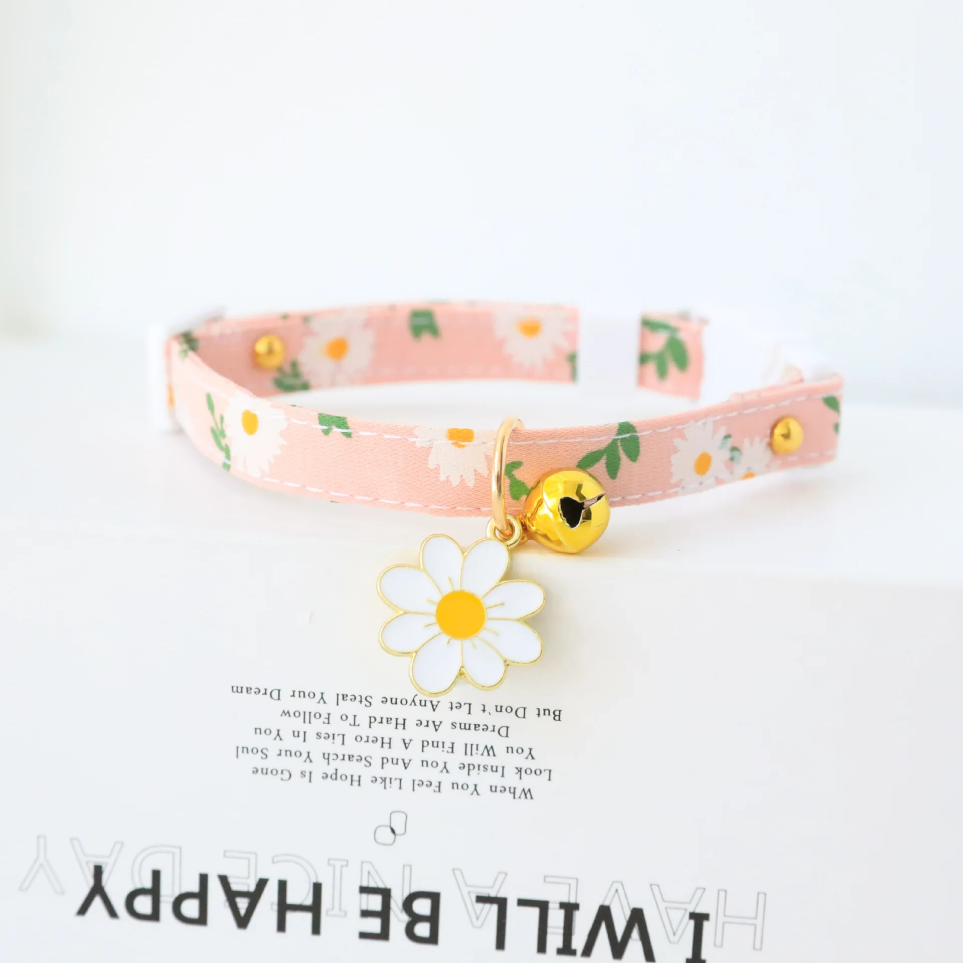 1PCS Adjustable Beauty Cat Pet Collar with Bell Dog Necklace Cute Kitten Puppy Flower Pendant Cat Accessories Supplier