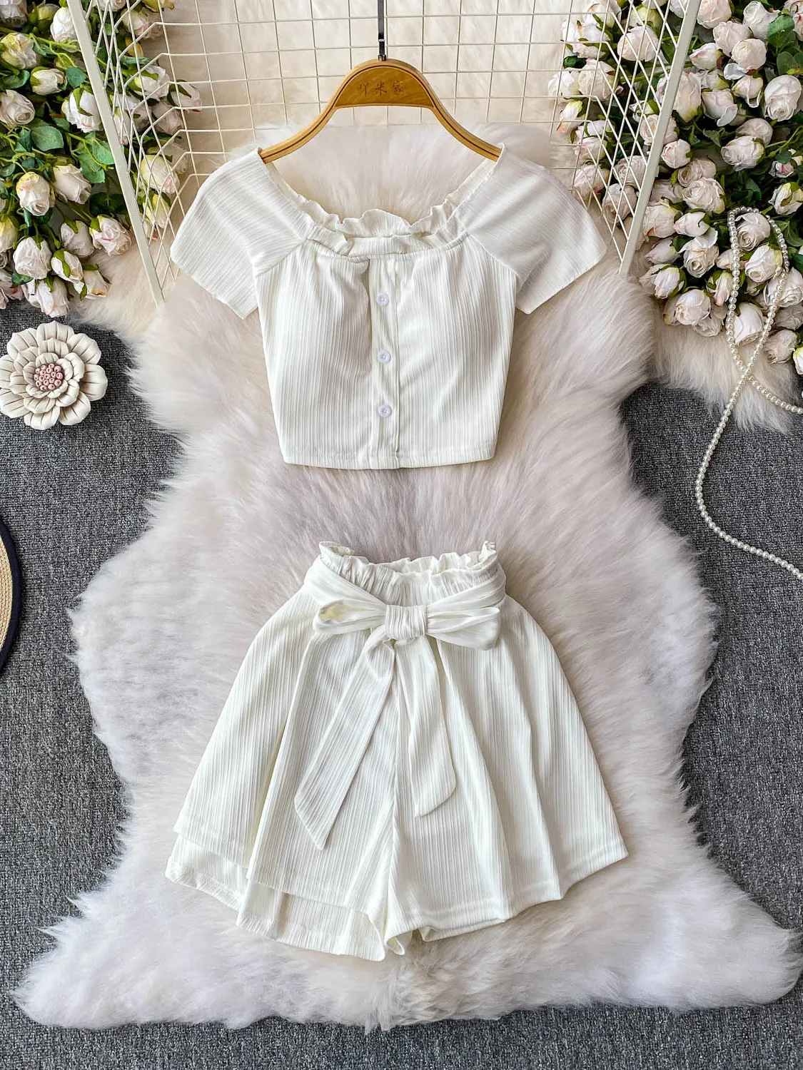 

Сексуальная футболка с квадратным воротником Spicy Girl Wood ain, дизайнерский топ с поясом, комплект широких брюк с высокой талией, женская мода