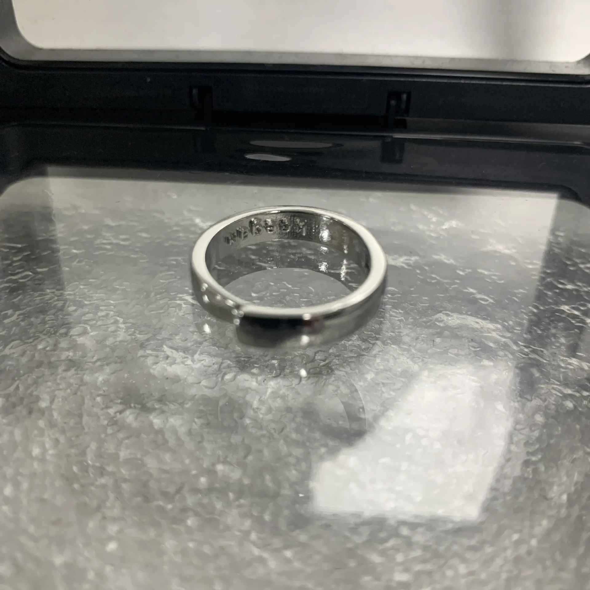 Call of Duty 4 Modern Warfare Keegan Ring Game Call of Duty with Open Rings Around People