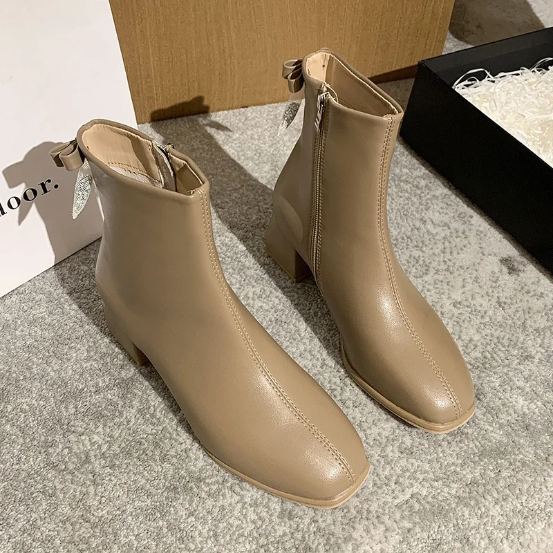 Kurze Plüsch Frauen Stiefeletten Mode Seite Reiß verschlüsse Schuhe Herbst Winter dicke High Heel Frauen warme kurze Stiefeletten