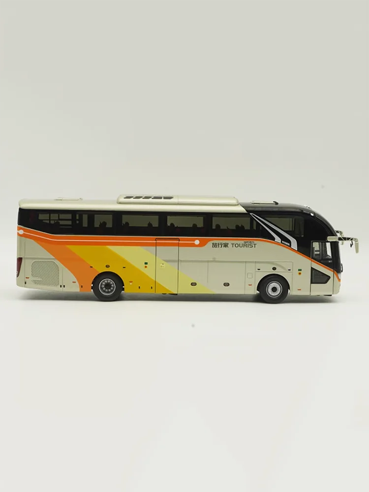 Diecast 1:42 Scale Suzhou Jinlong Haige Bus Traveler Model Bus Highway Bus Alloy Model Finished Simulation Collection Gift Toys