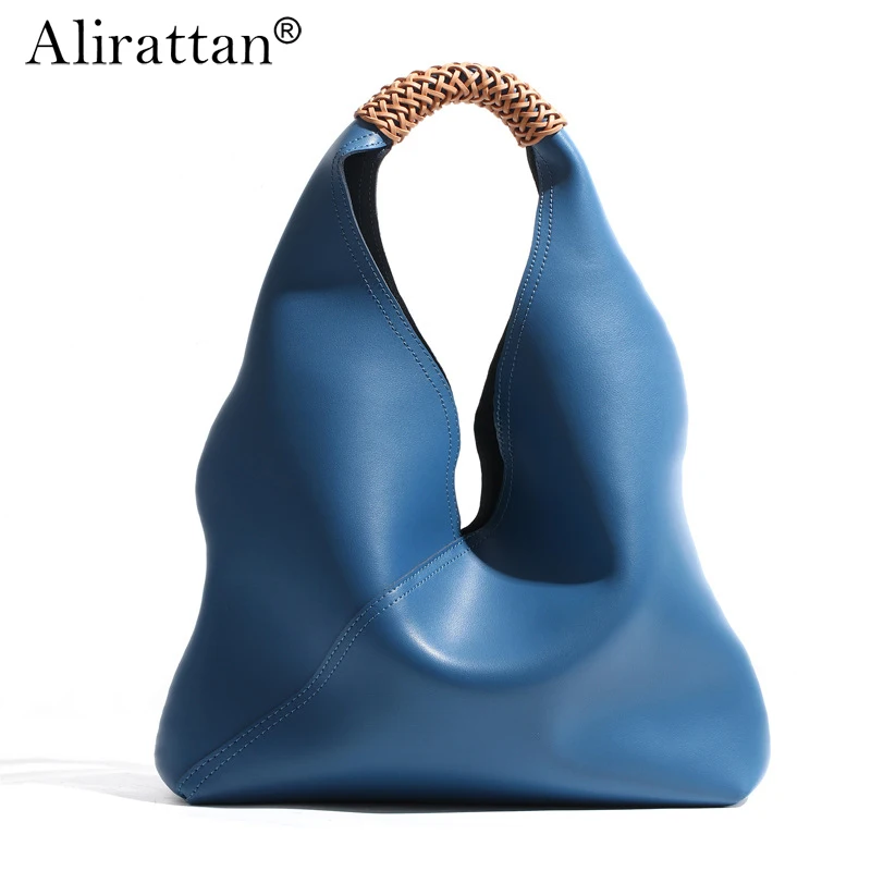 

Alirattan Genuine Leather Women's Bag Exquisite Underarm Bag Fashionable Portable One Shoulder Large Capacity Crossbody Bag