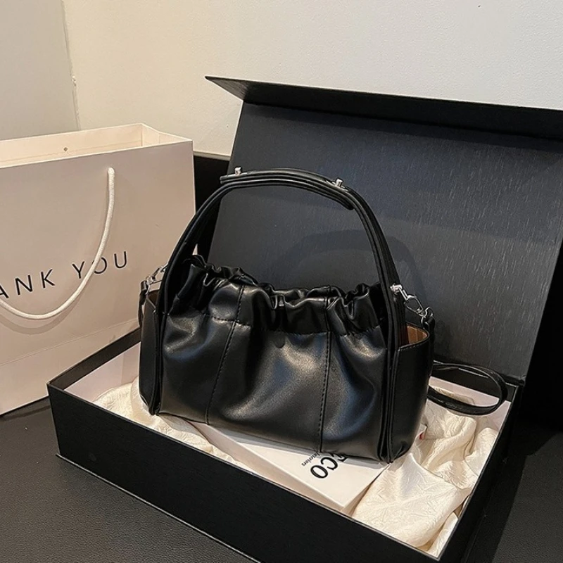 حار بيع الشتاء شعبية الرجعية الأزياء المحمولة حقيبة المرأة مطوي الكتف المائل تمتد حقيبة بسيطة الملمس حقيبة مربعة صغيرة