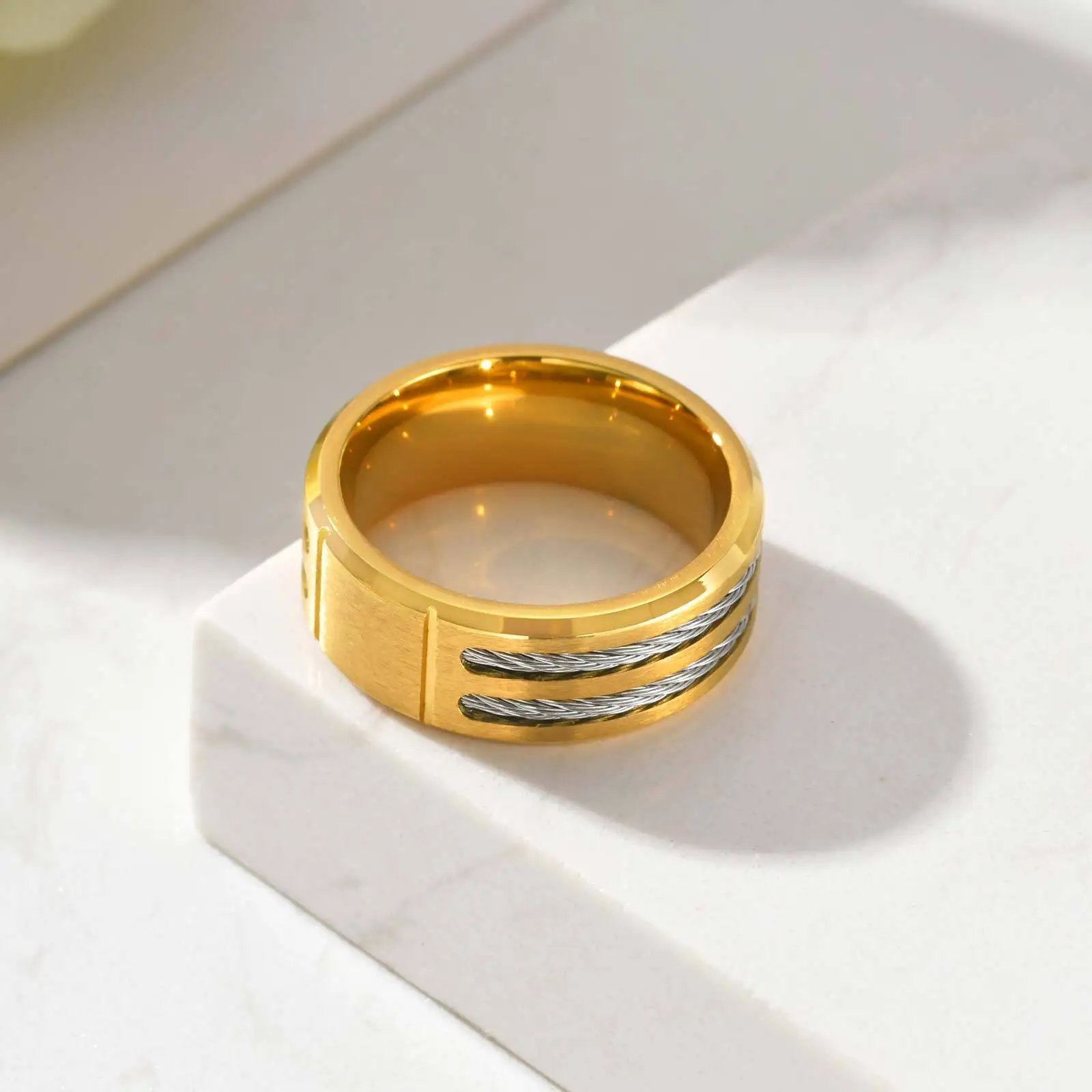 Chunky A-Z 26 Initials Ring for Men,Gold Color Stainless Steel Alphabet Ring with Wire,Stylish Wedding Jewelry Gifts for Him