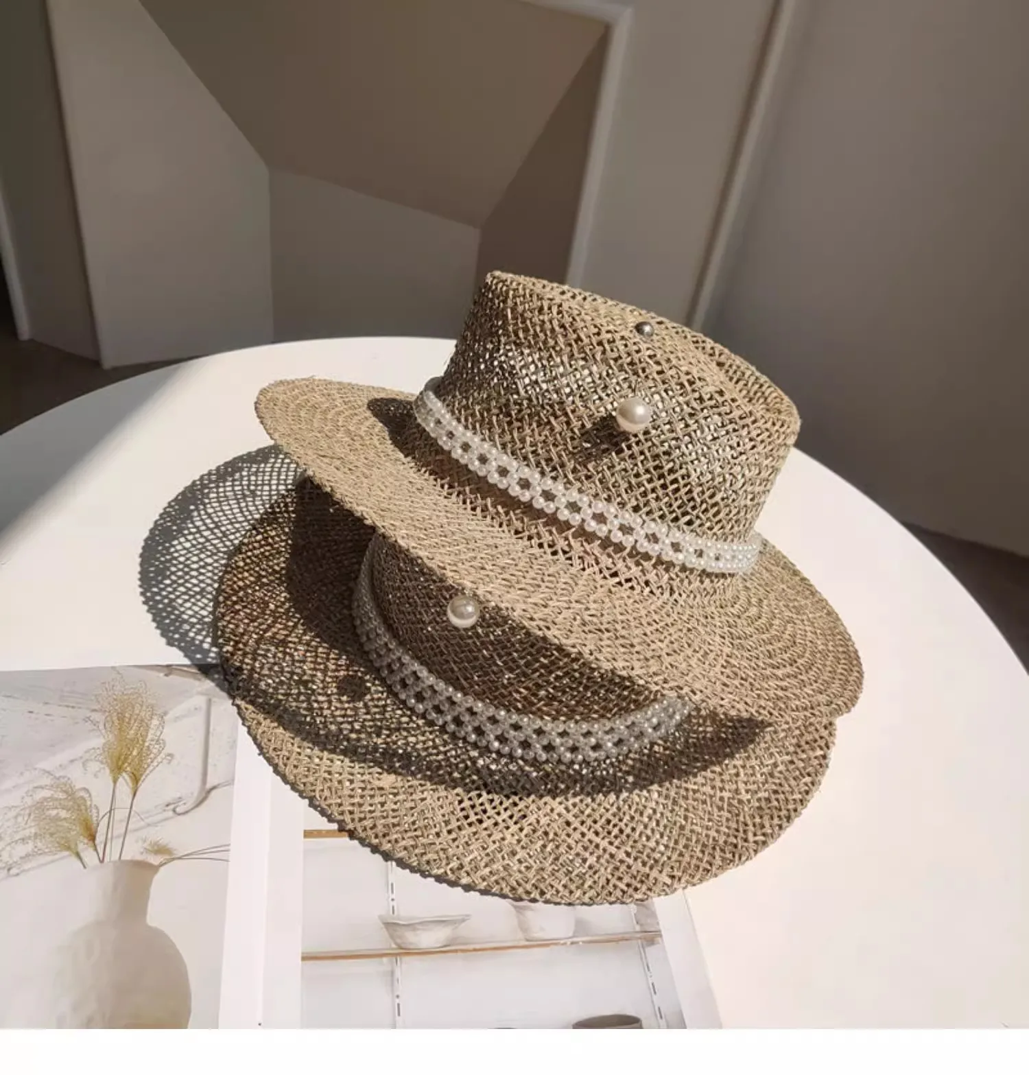 Verão palha chapéu com pérola pin para as mulheres, pára-sol à beira-mar, ranhura oca plana top