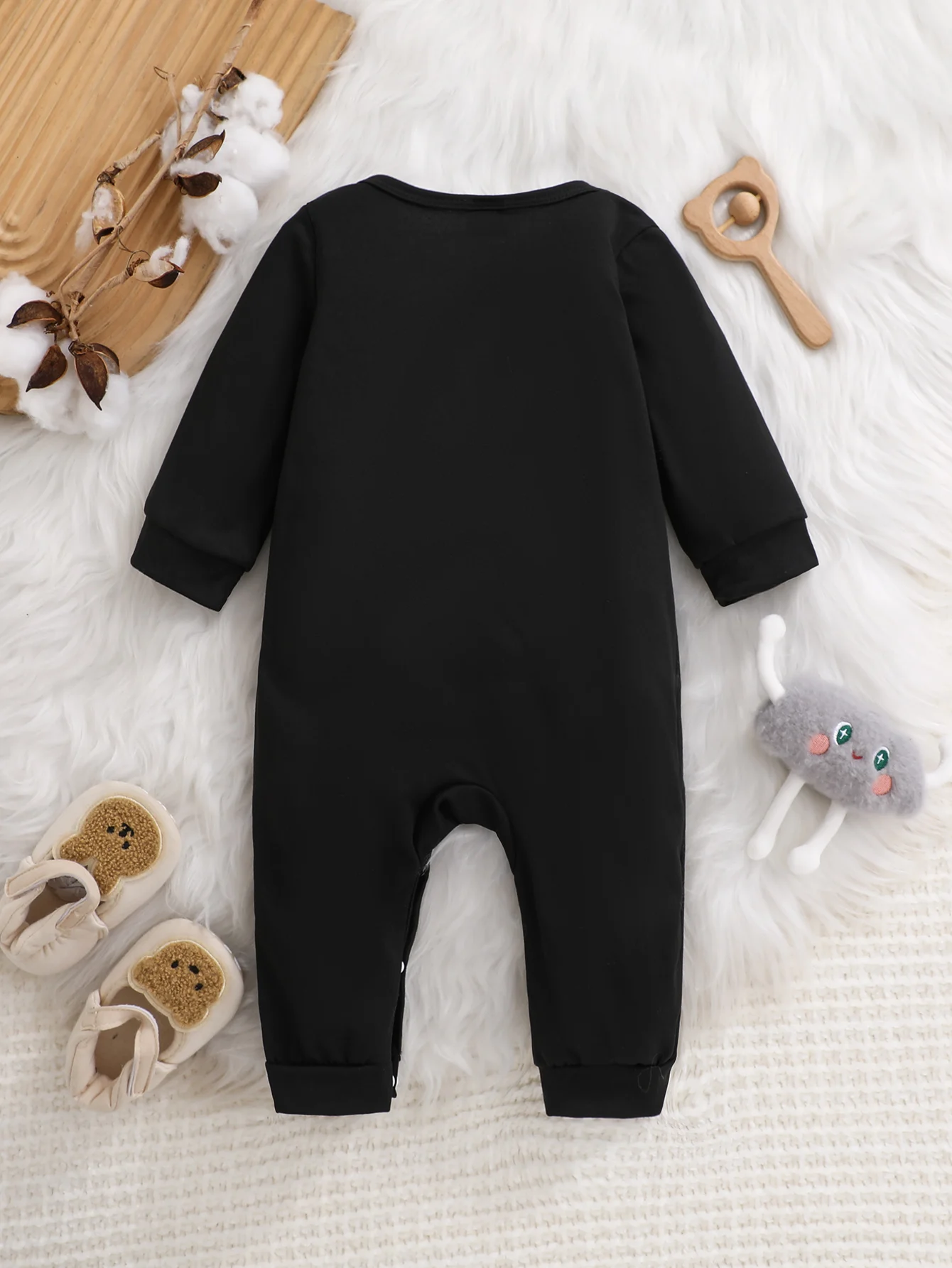 【Authorized】Disney Minnie Mouse Baby Long-Sleeve Romper, Cute Pattern Print, Round Neck, Soft and Comfortable, Machine Washable, Suitable for All Seasons, Suitable for Outdoor Wear