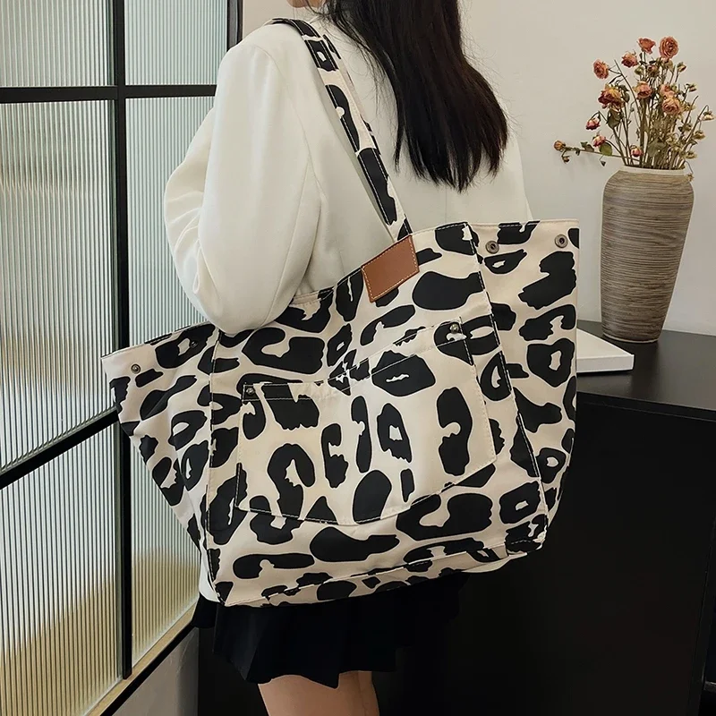 Oversized Leopard Prints Shoulder Bags For Women Deformable Canvas Large Capacity Shopping Totes 2023 Winter New Luxury Handbags