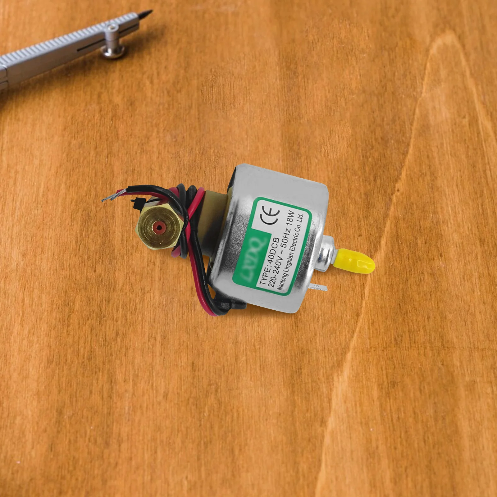 مضخة زيت آلة دخان الضباب، جزء معدات إضاءة المسرح الاحترافية، تصميم قوي، محمول في أي وقت وفي أي مكان