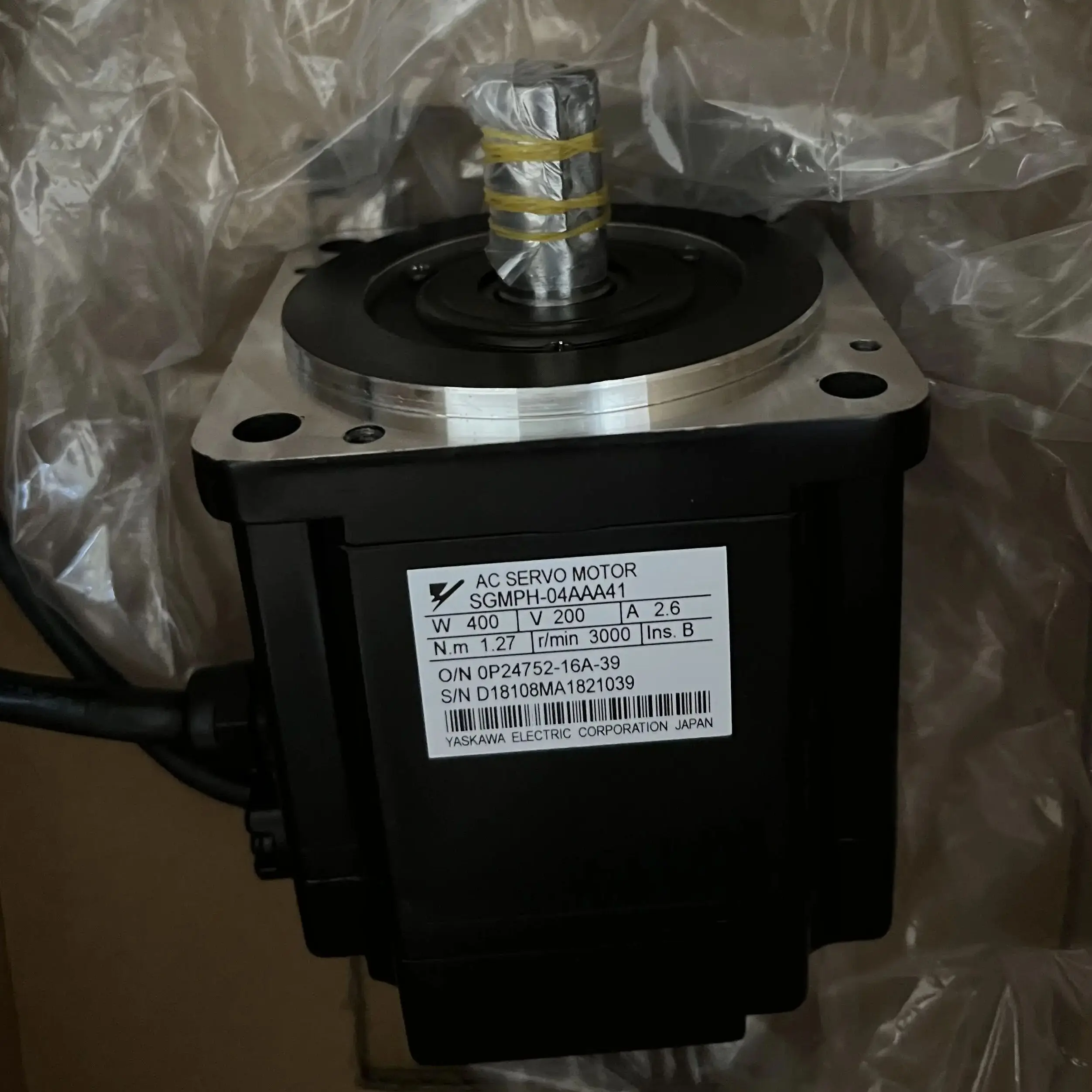 

SGMPH-04AAA41 Brand new Servo motor SGMPH 04AAA41 Servo motor，Fast shipping