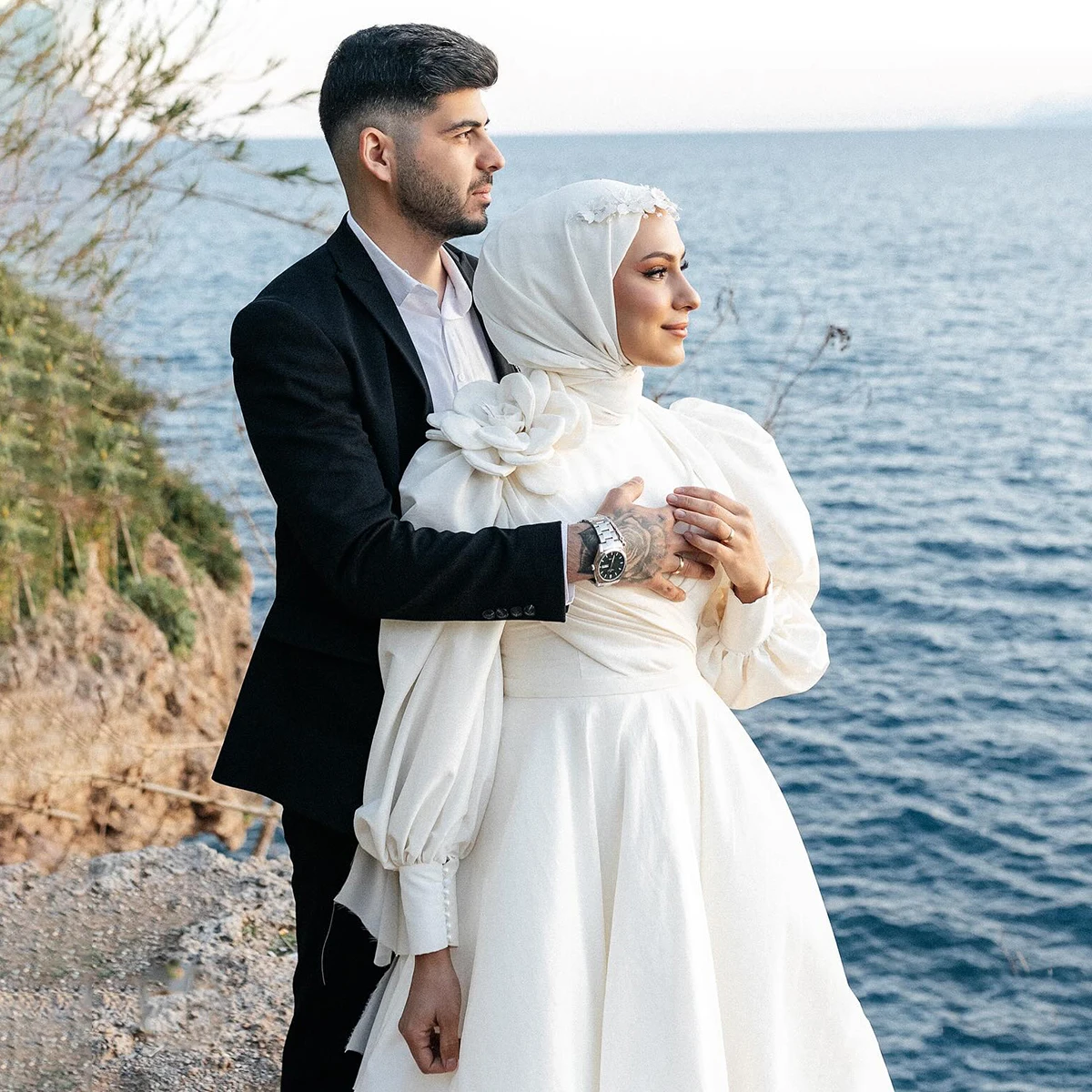 Modest Muslim High Collar Long Sleeves Satin Wedding Dress Made To Order Ivory Dubai Luxe Satin Arabic Brush Train Bridal Gowns