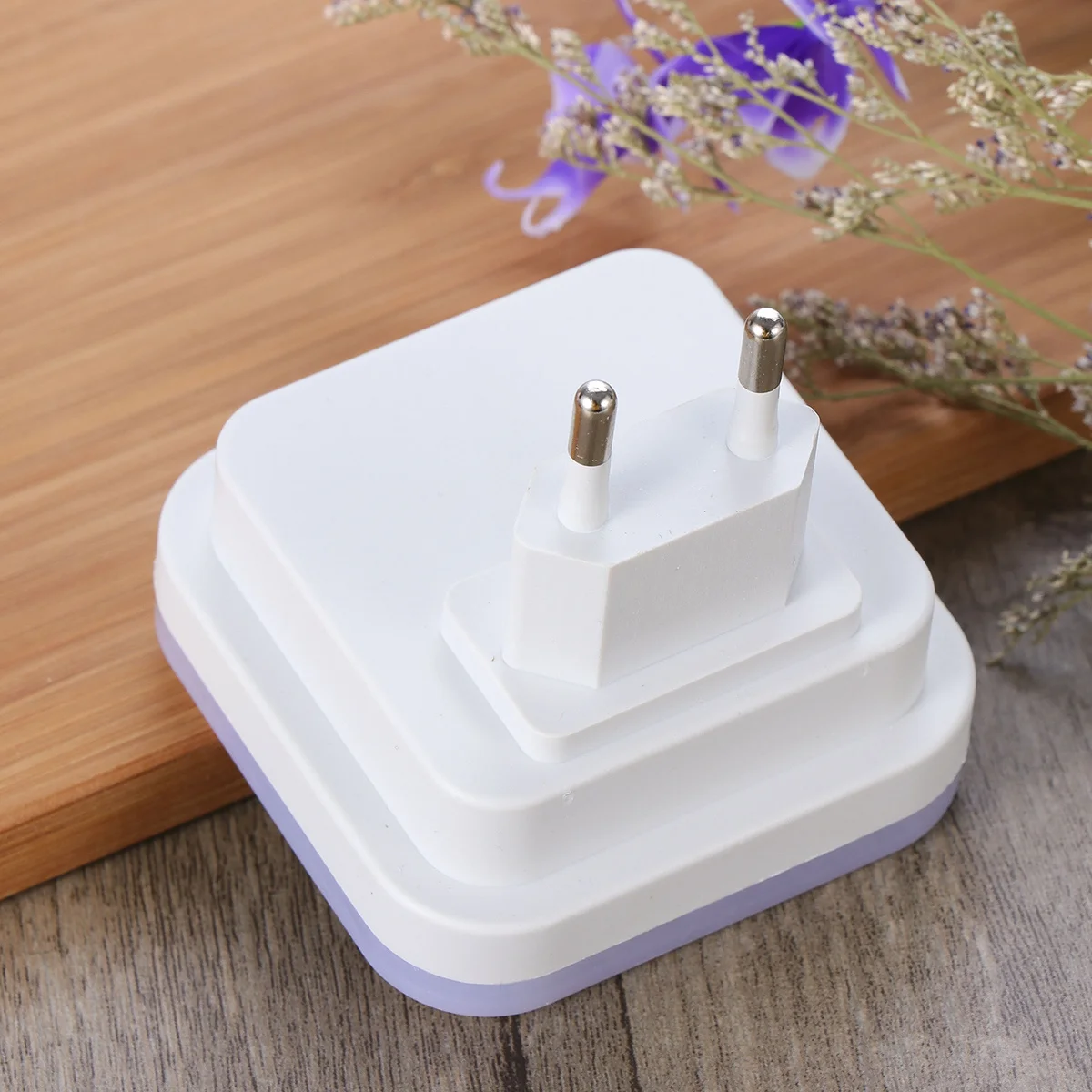 

2Pcs LED Night Light Light-Control Sensor Auto on Off Energy Saving for Bedroom Bathroom Kitchen Hallway Stairs Lamp