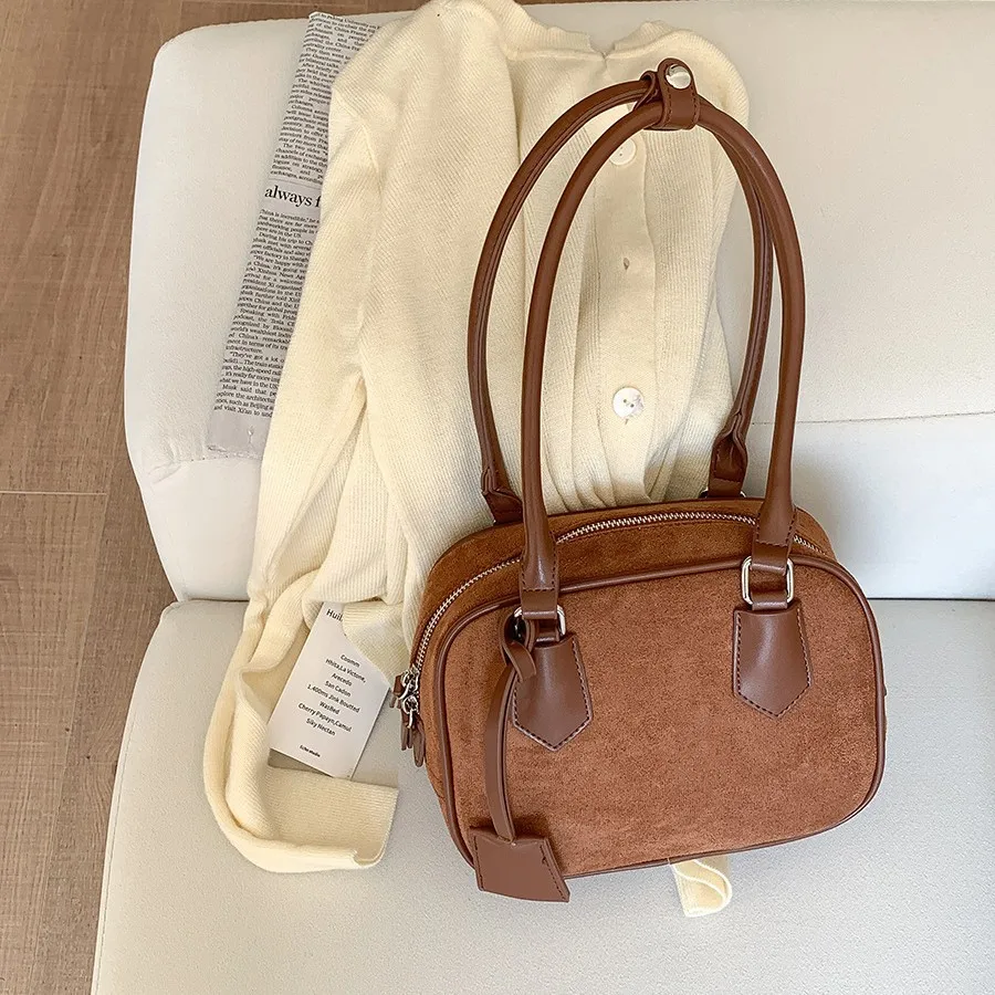 

Винтажные квадратные женские сумки на плечо из искусственной замши, женские сумки с большой ручкой, трендовая осенне-зимняя сумка подмышками 2024