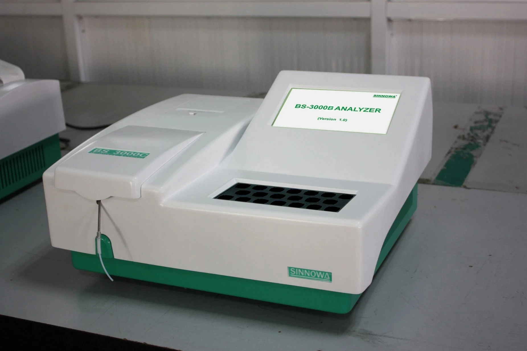 Mini Fully Automatic Clinical Chemistry Analyzer RM-030B biochemistry analyser chemistry analyzer