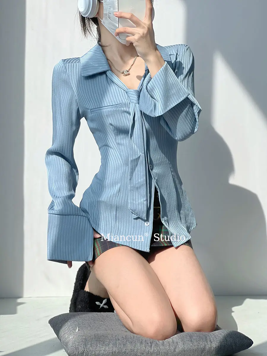 Pink Satin Striped Ribbon Shirt for Women in the Spring Slimming College Style Waist and a Western Style Long Sleeved Blue Top