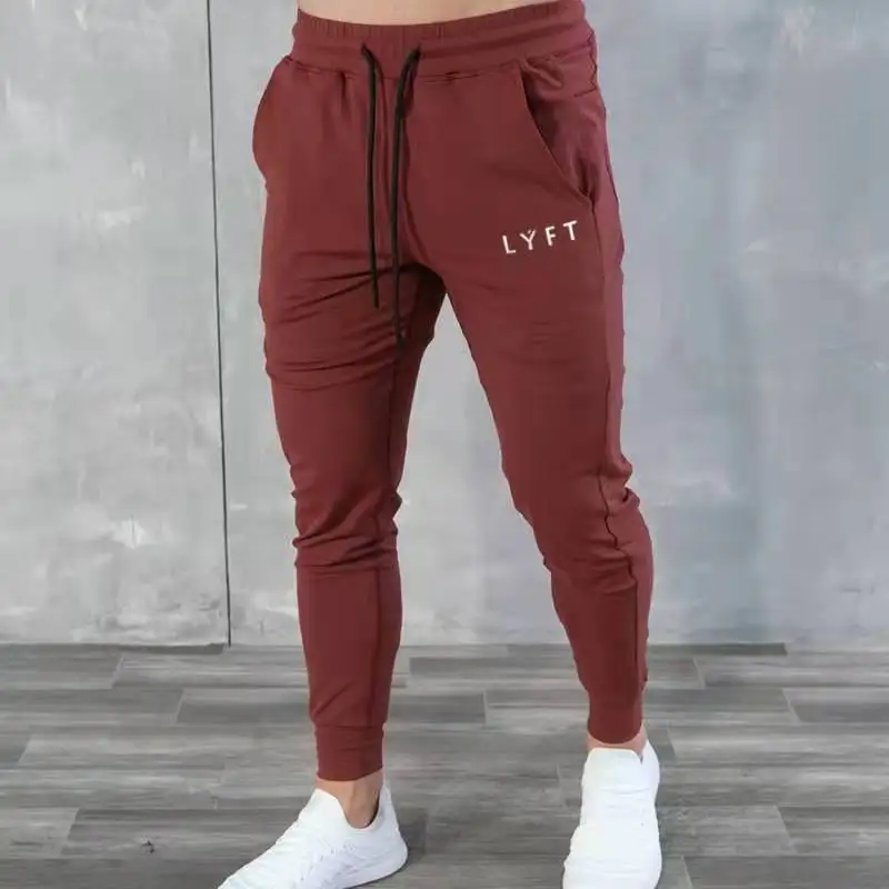 Lyft primavera e autunno nuovi pantaloni casual da uomo di abbigliamento sportivo versione coreana di pantaloni Fitness slim-fit cavigliere da uomo