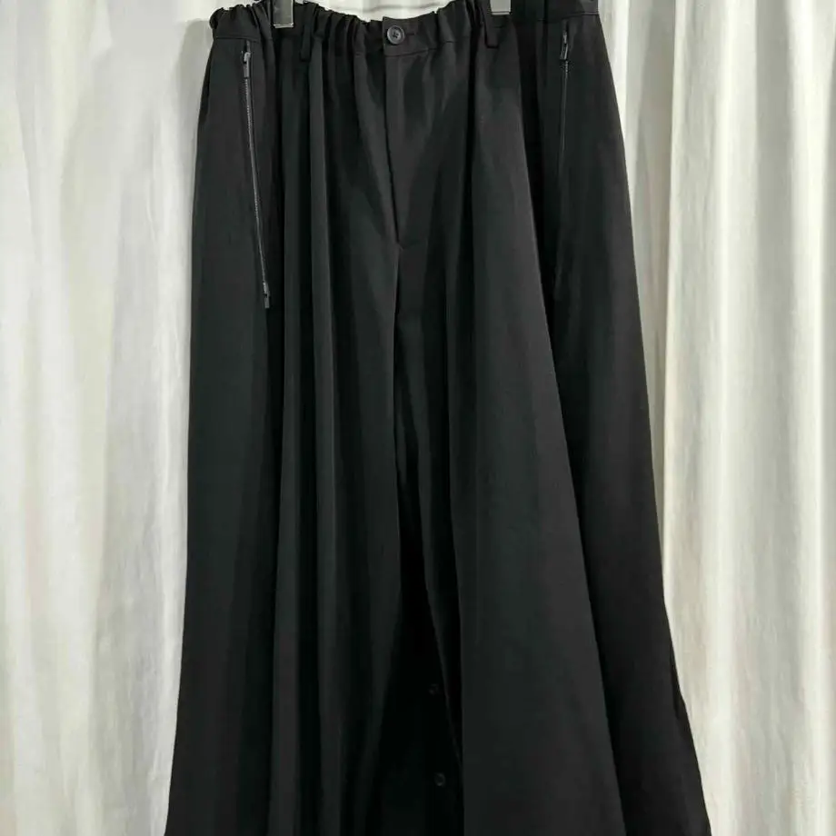 

TOP-YAMAMOTO ® Minimalist Style Black Wide Leg Pants for Women - Elastic Waist with Comfortable Fit for Casual Wear