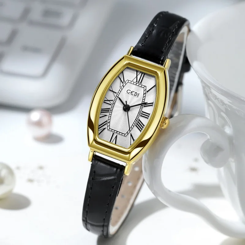 Compact and Exquisite Women's Watches Retro Leather Strap Waterproof Quartz Watch Ladies' Bracelet
