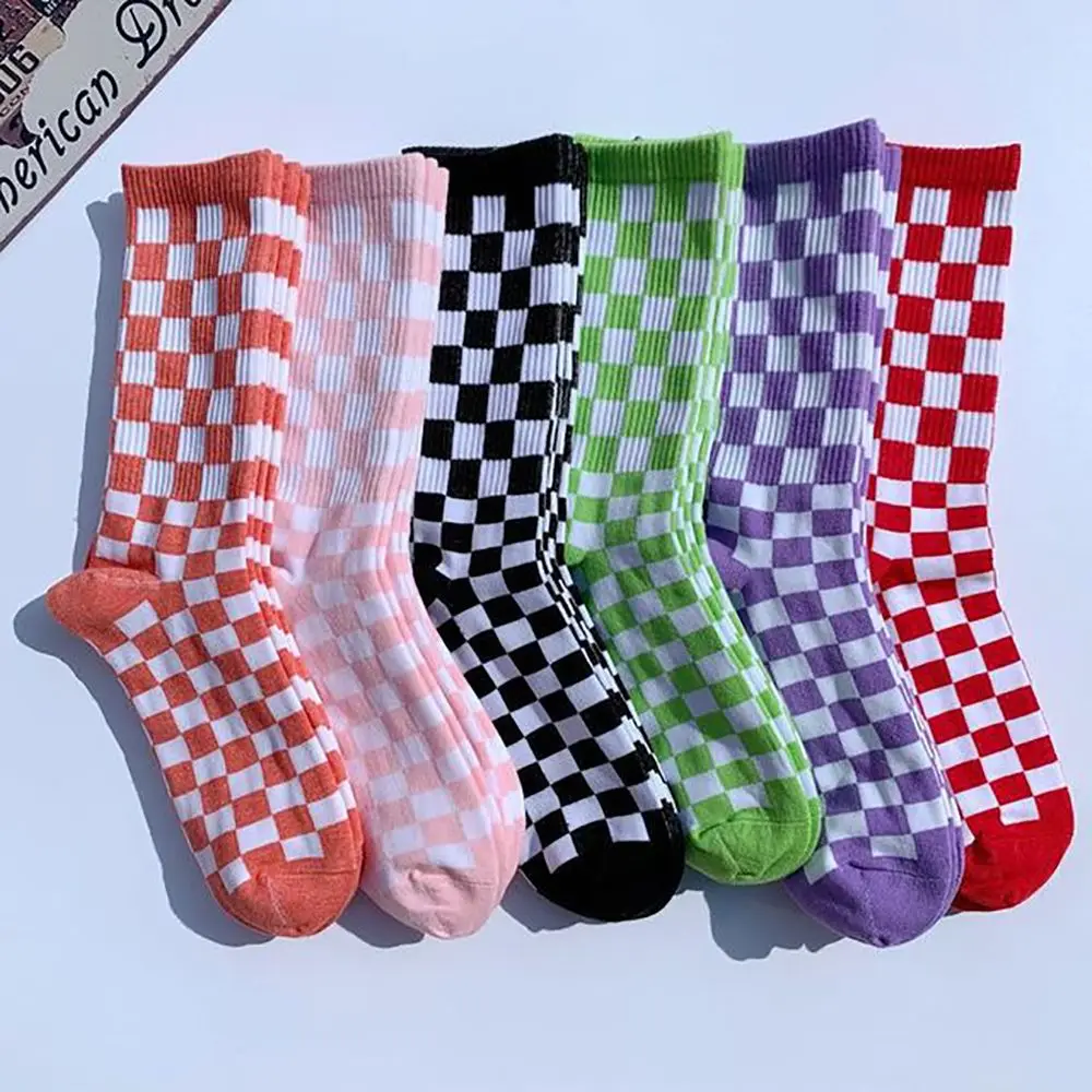 Korean Harajuku Fashion Checkerboard Socks Street Sports Print Skateboard Socks Hip Hop Middle Tube Men Women Socks