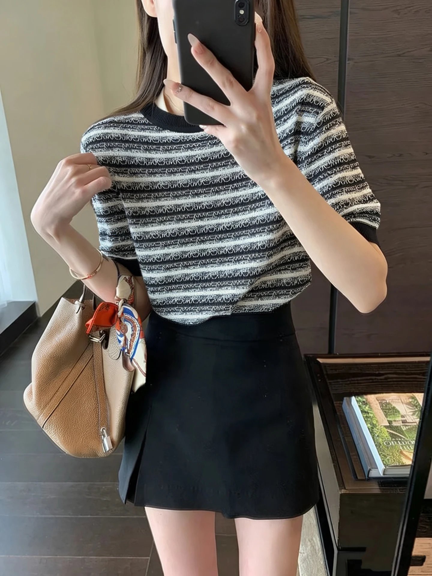 

Новая женская футболка Ele Faionable AMR UU с коротким рукавом, легкая, драпированная, в полоску, вязаный топ, повседневная, летняя, весенняя