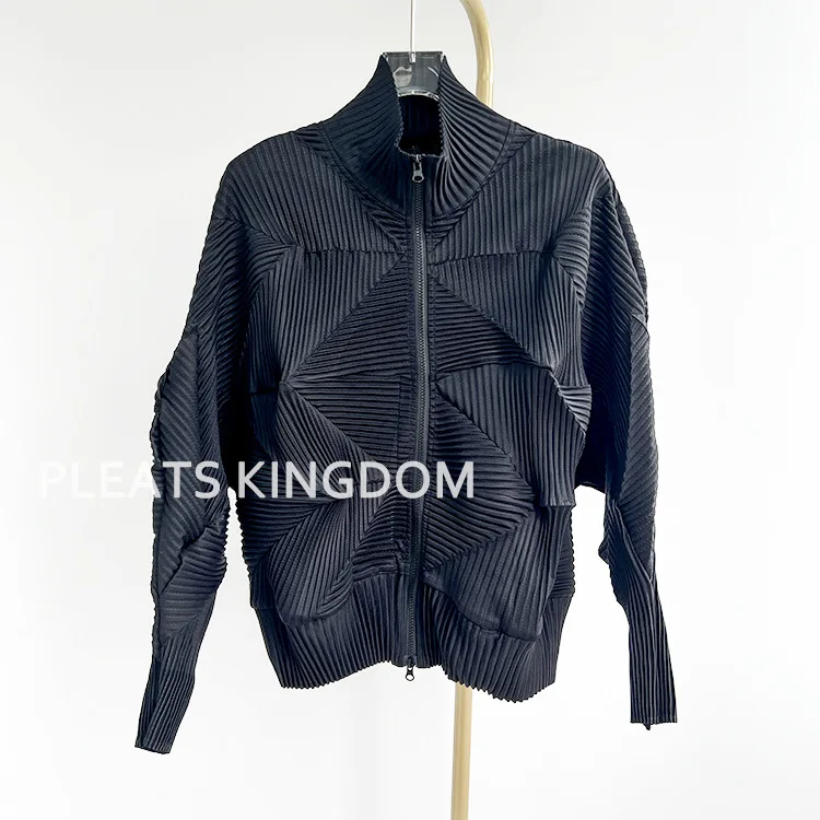 YUDX 2024 Fall New Pleated Series New Standing Collar Zipper Section Women\'s Jacket Casual Fashion Cubic High Quality Jacket