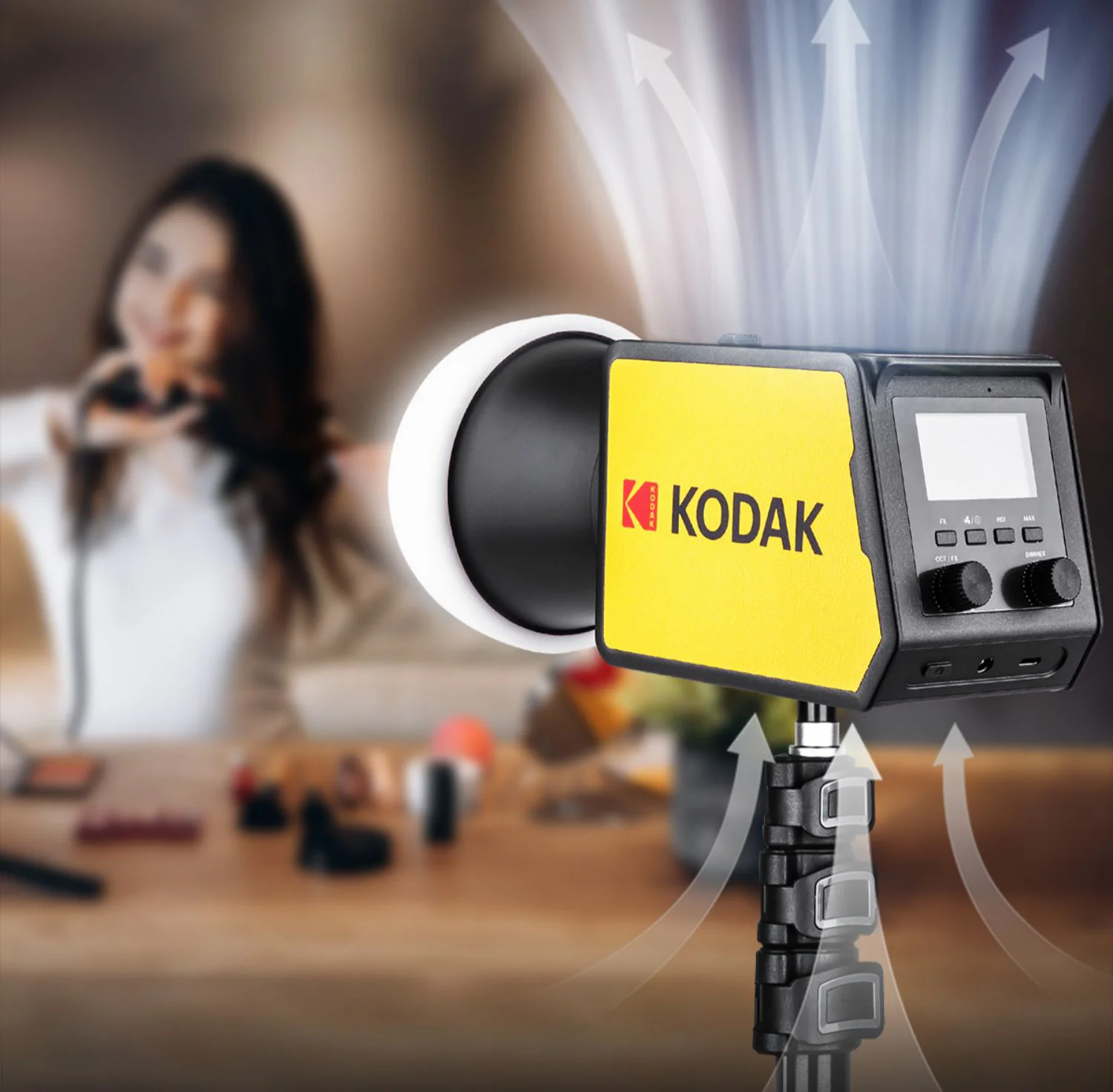 Kodak B100/C100 100W COB LED Light APP Control 2700k-6500K Handheld Photography Lamp Bowens Mount for Outdoor Video Shooting