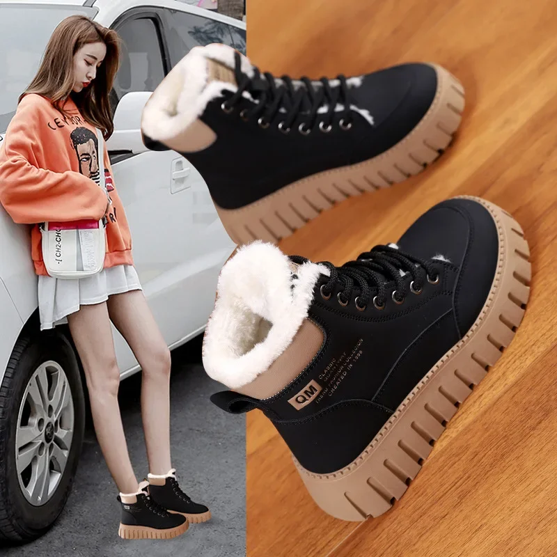 2024 Winter New High Top Plus Fleece Boots Women's Platform Casual Warm Boots Wygodne sznurowane buty śniegowe Obuwie damskie