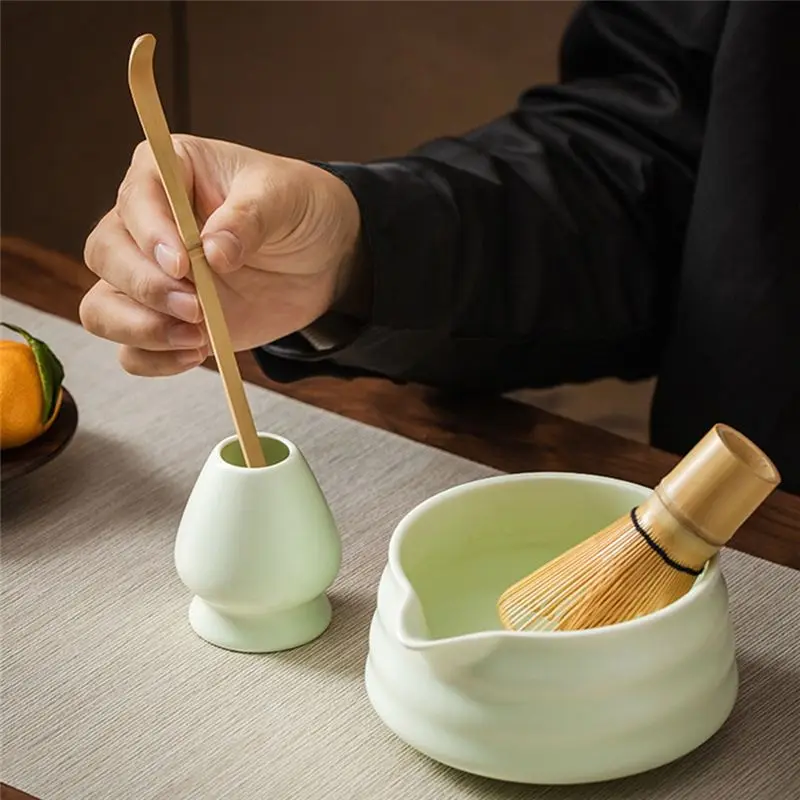 A20F-Japanese Matcha Tea Set - 2 Piece Bowl With Spout & Bamboo Whisk Holder, Ideal For Tea Ceremony, Office Or Gift