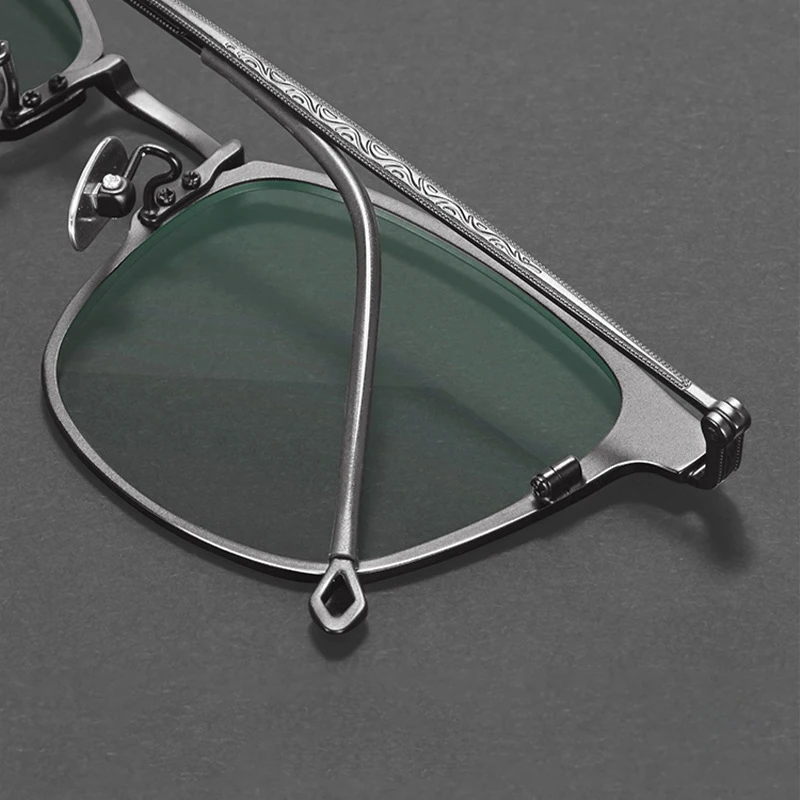 Japanese Luxury Brand Replica Fashionable Retro Square Eyewear Luxury Ultra Light Pure Titanium Business Men's Glasses Frames