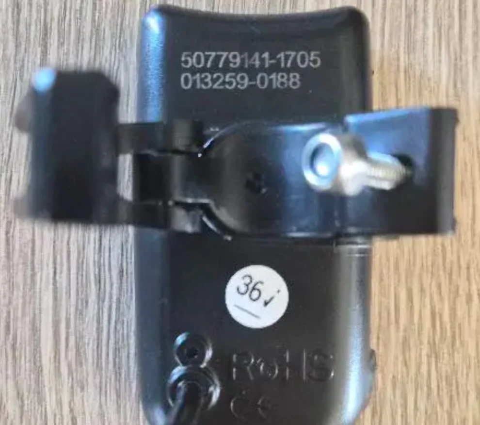 

This is for a replacement product link with the replacement order number：:3070515315023670