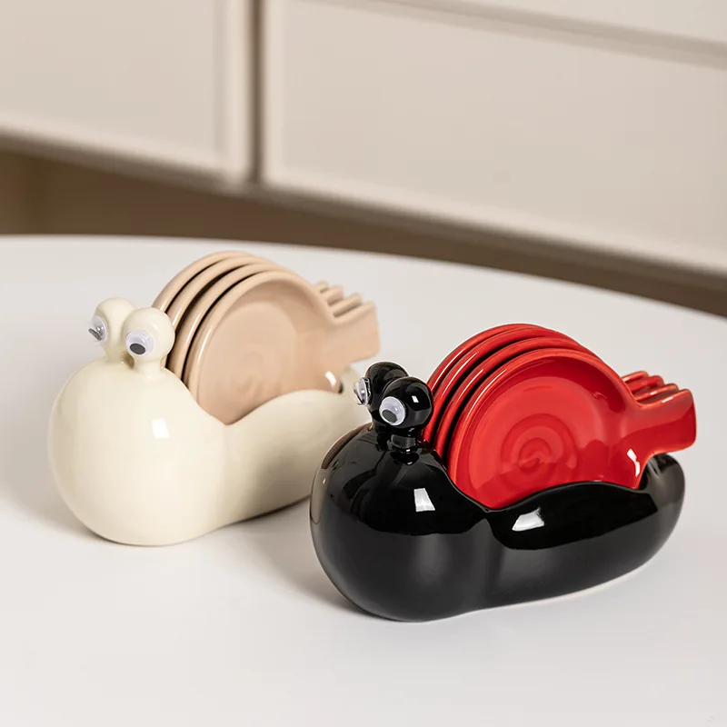 

Creative Snail Ceramic Sauce Dish Small Condiment Bowl For Kitchen Hot Pot Dipping Soy Vinegar Seasoning Household Tableware