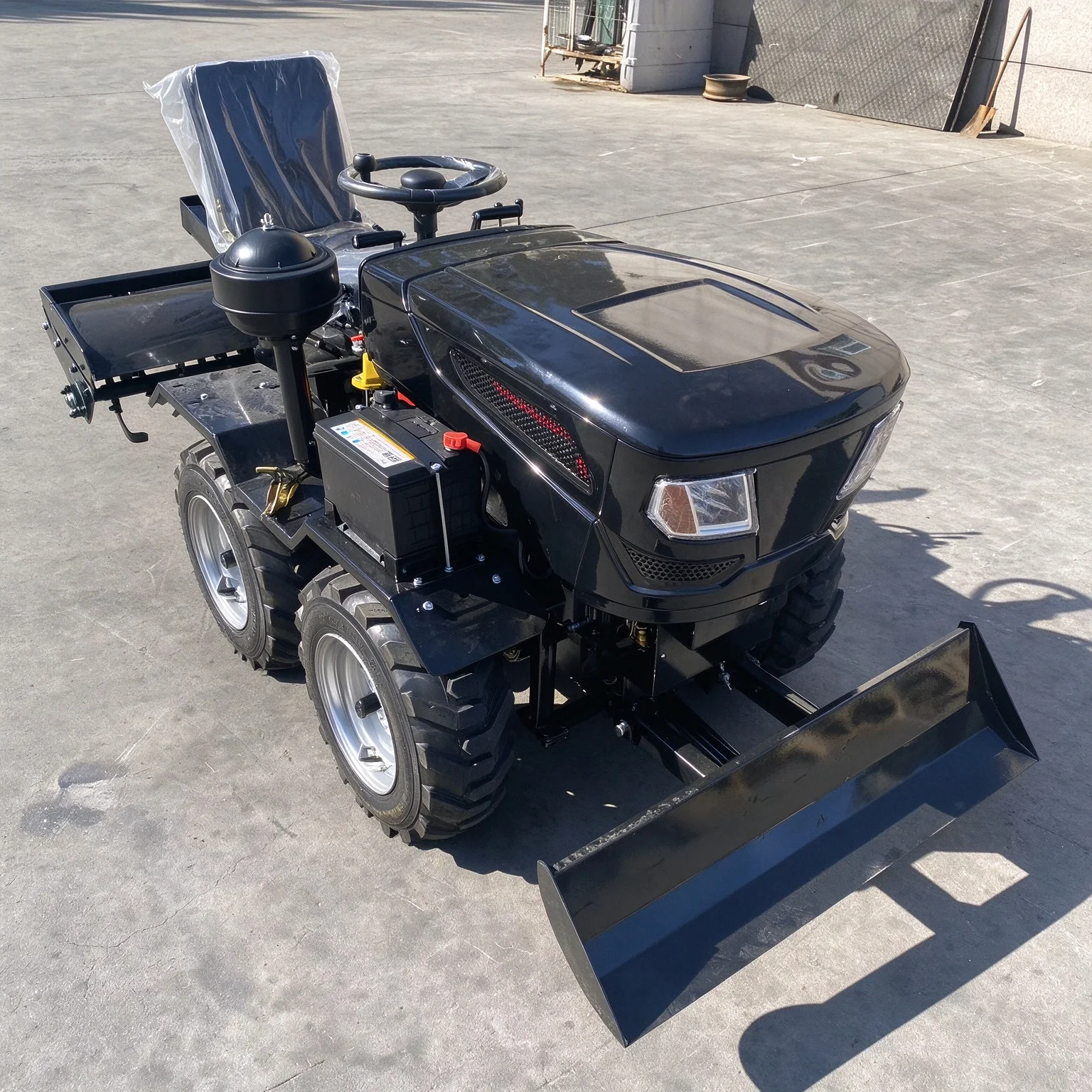 Mini-Traktor 25 PS 4WD Diesel CE EPA Euro 5 Maßgeschneiderte Kompaktmaschine mit Frontlader für Obstgarten und Garten – Detail 2