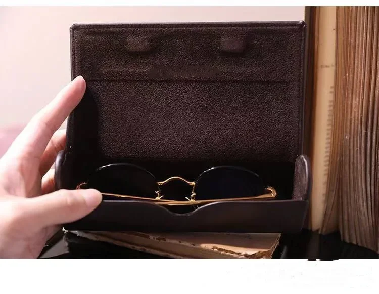Fashionable and Generous Myopia Leather Glasses Case Leather Sunglasses Case  Eyeglasses Case Eyeglasses Case Glasses Pouch