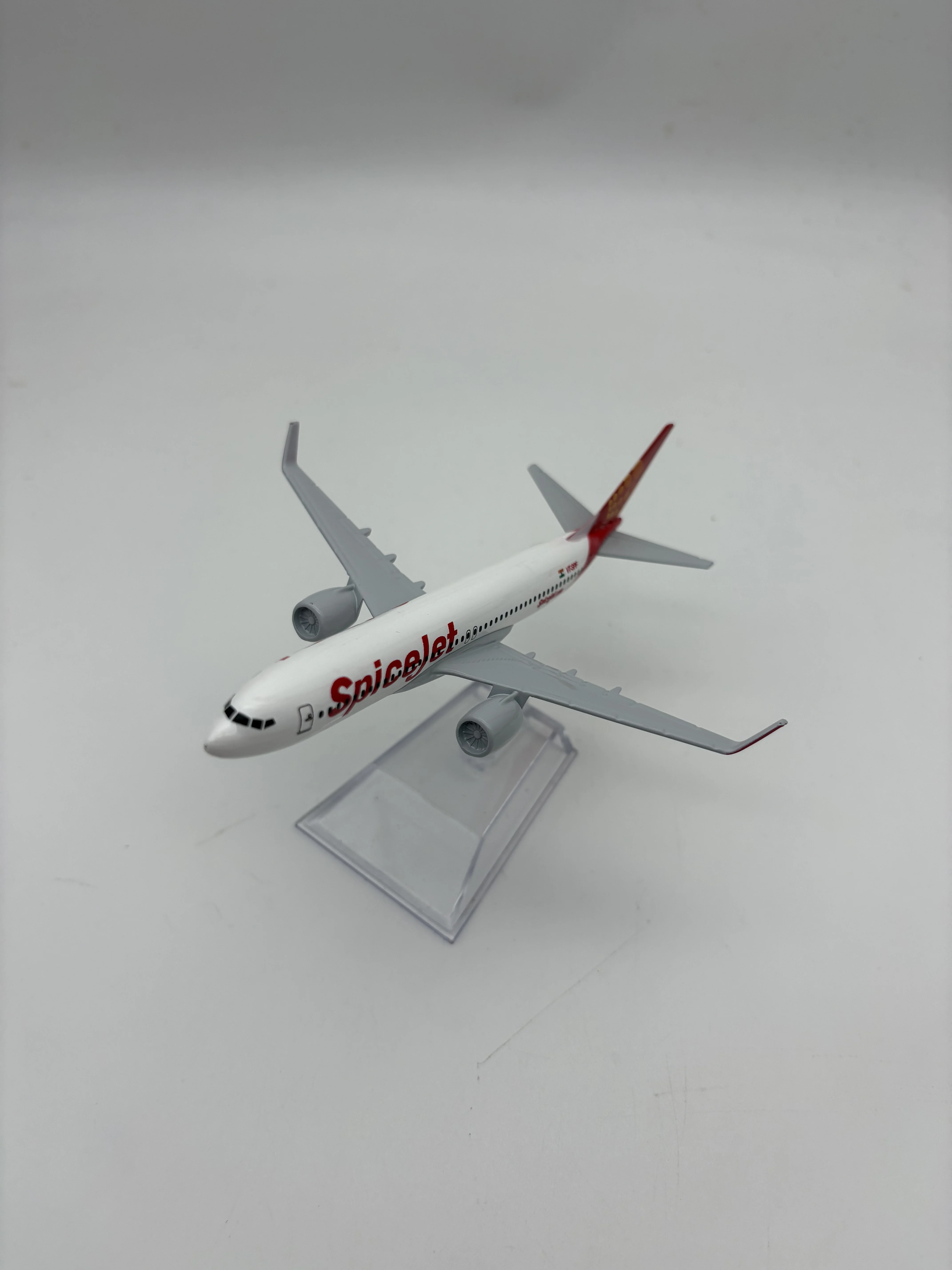 16cm Alloy Aircraft Model B737 SpiceJet Airways Aviation Plane Model Adults Fun Collectible Miniatures Airplane Gift Display view 4