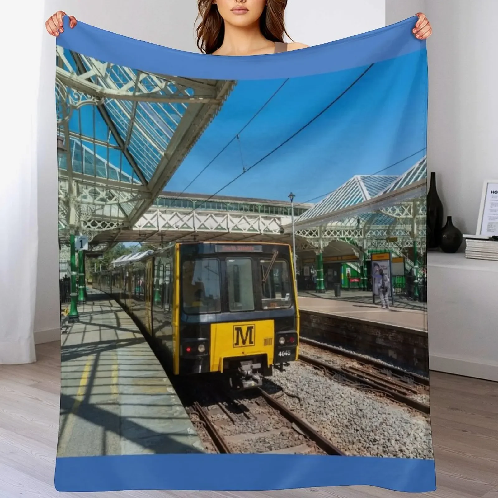 Tynemouth Metro Train Throw Blanket anime Sleeping Bag Vintage Personalized Gift Blankets