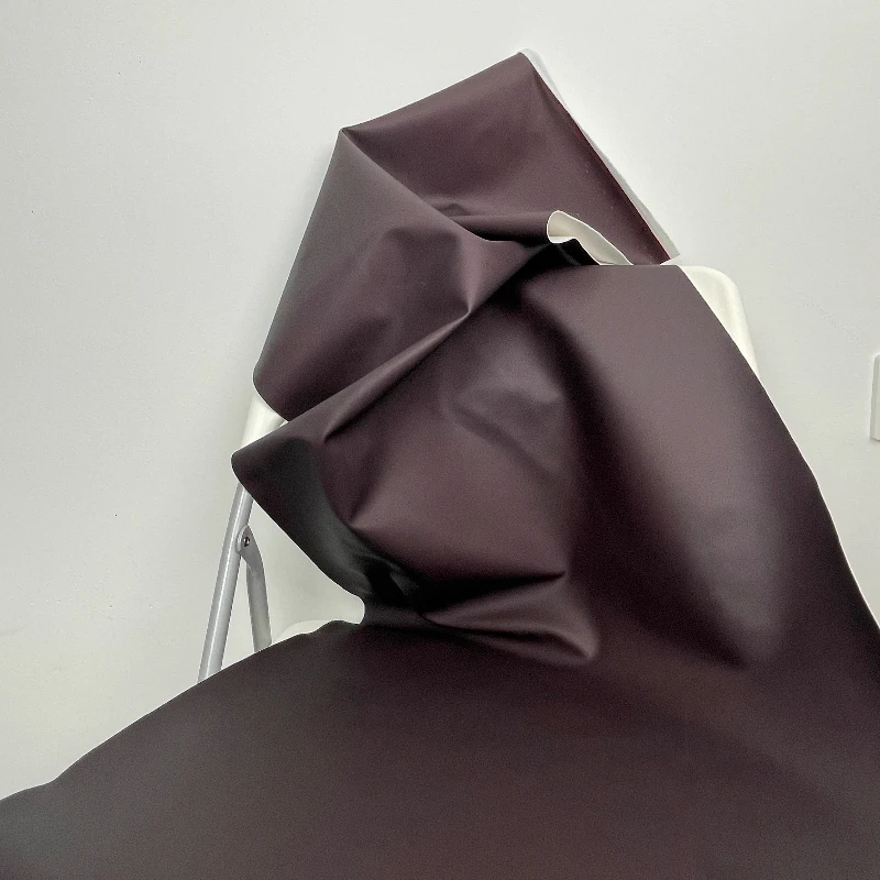 قماش بو الجلود الحرارية الذكية اللون البني البرتقالي التحول الربيع الصيف Metaverse الفاخرة مصمم المواد التكنولوجية المخصصة