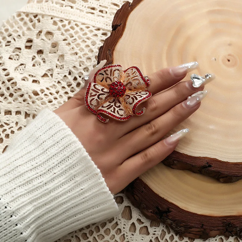 Oversize Geometric Hollow Flower Chunky Rings for Women Bohemian Adjustable Princess Queen Big Wedding Promise Band Rings Anillo