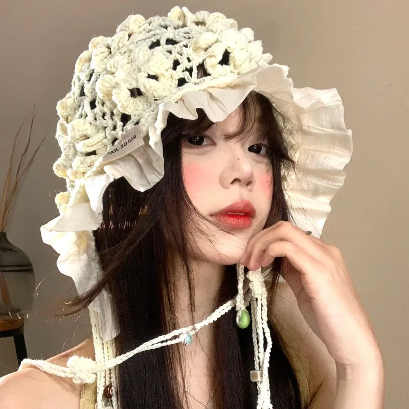 

Ins Sweet Lace Design Hollow Flower Knit Hats for Women Spring and Summer Travel Photo Atmosphere Elegant Beaded Tassel Beanies