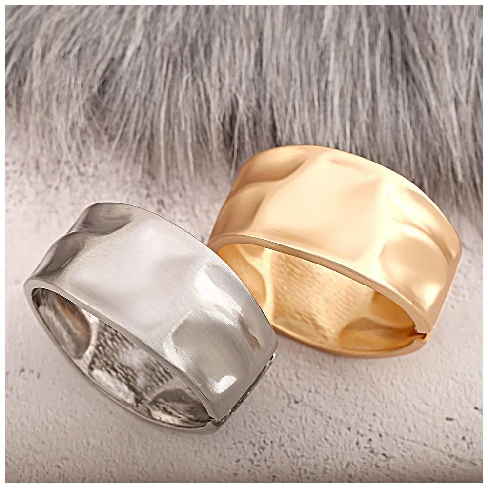 سوار سوار معدني من السبائك الذهبية ، سوار معدني مفصلي ، مجوهرات فاتن ، سوار مكتنز ، لون ذهبي ، إكسسوارات جديدة