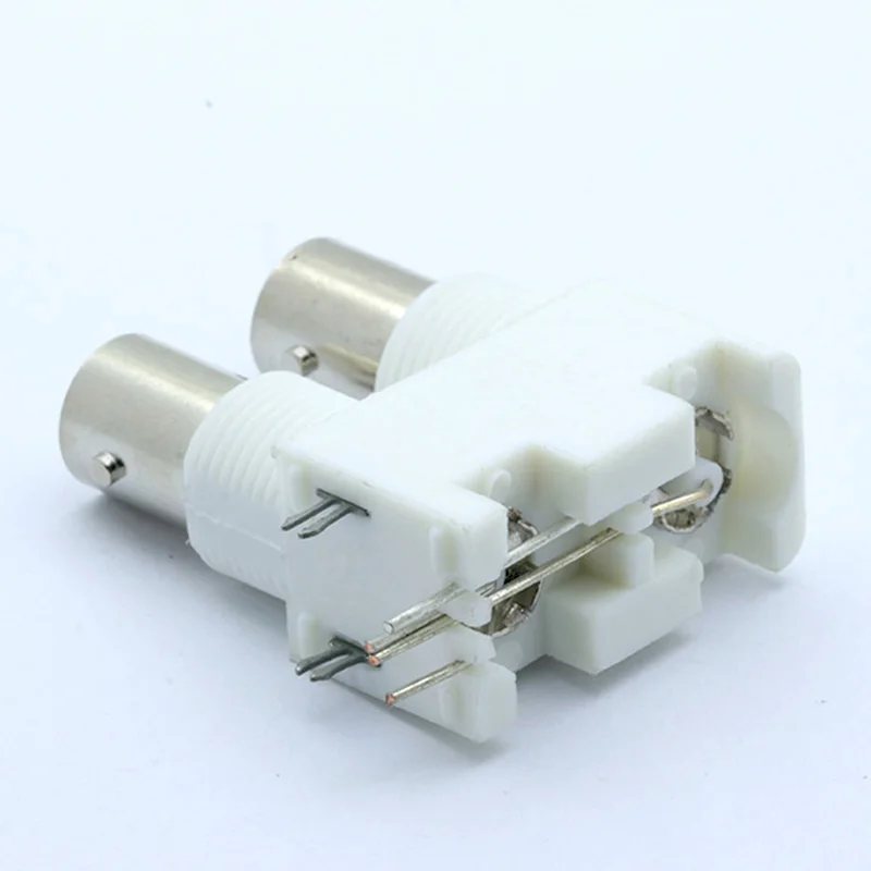 1 buah konektor plastik dudukan Panel sudut kanan wanita BNC ganda papan PC putih konektor ganda dudukan PCB