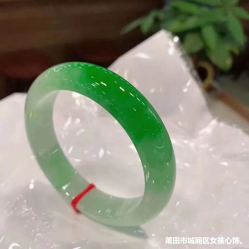 

Myanmar Old Mine Genuine , Sun-Green , Ice-Type Noble Jadeite Bracelet, Women's Jade Bangle